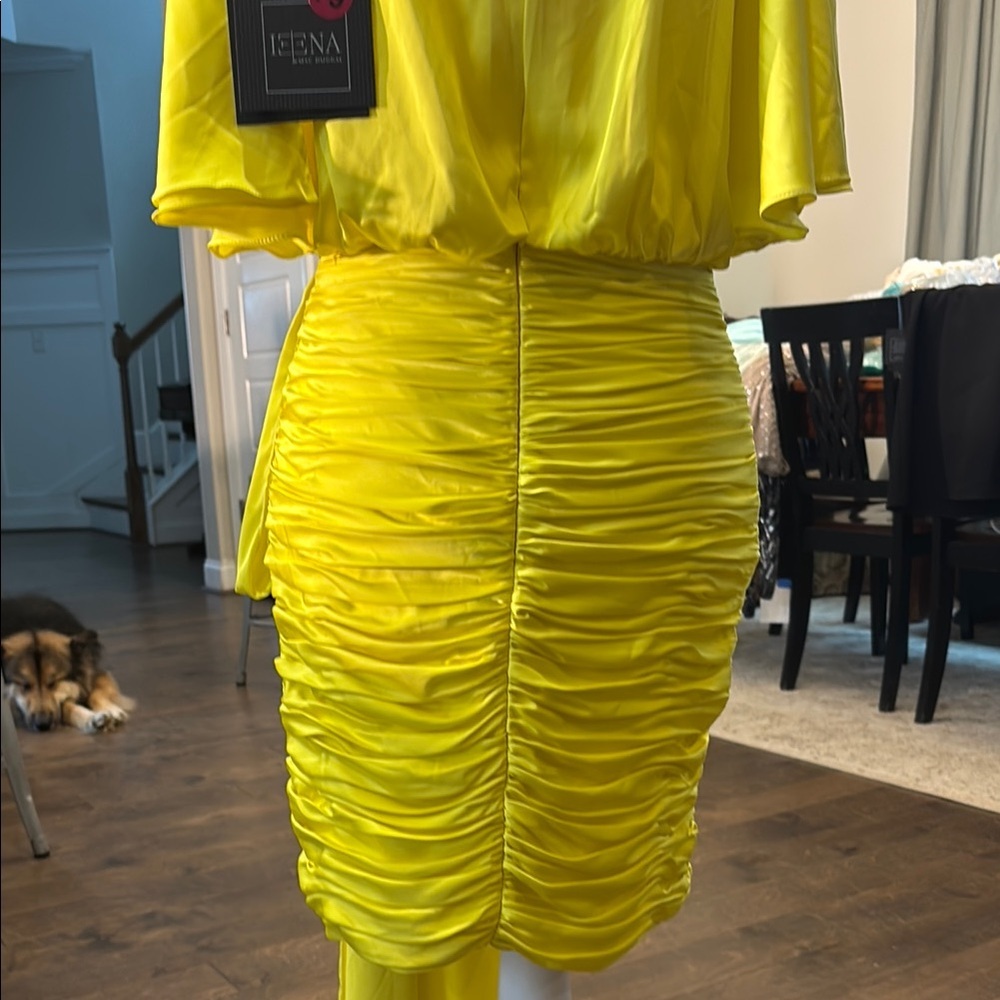 Mac Duggal Yellow Cocktail Mini Dress with Ruched Plunge Neckline - Picture 7 of 7
